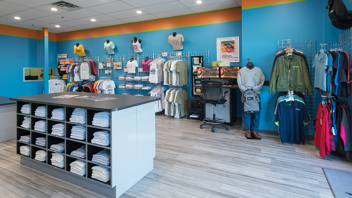 Big Frog Custom T-Shirts & More Storefront